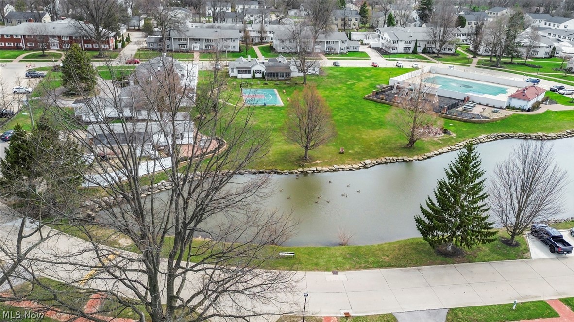 Meadowlawn Condo - Residential