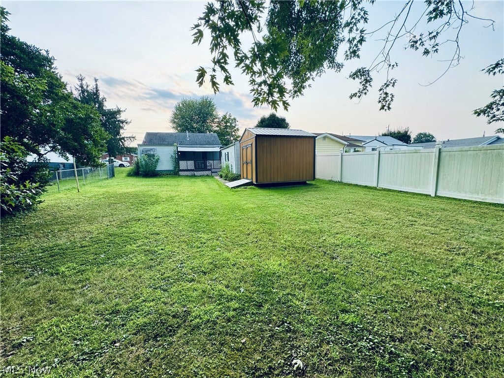 2411 Pennsylvania Avenue - Photo 4