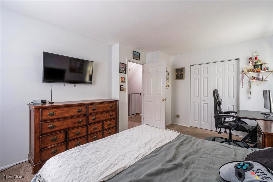 410 Hickory Hollow Drive, Canfield, Ohio image 15