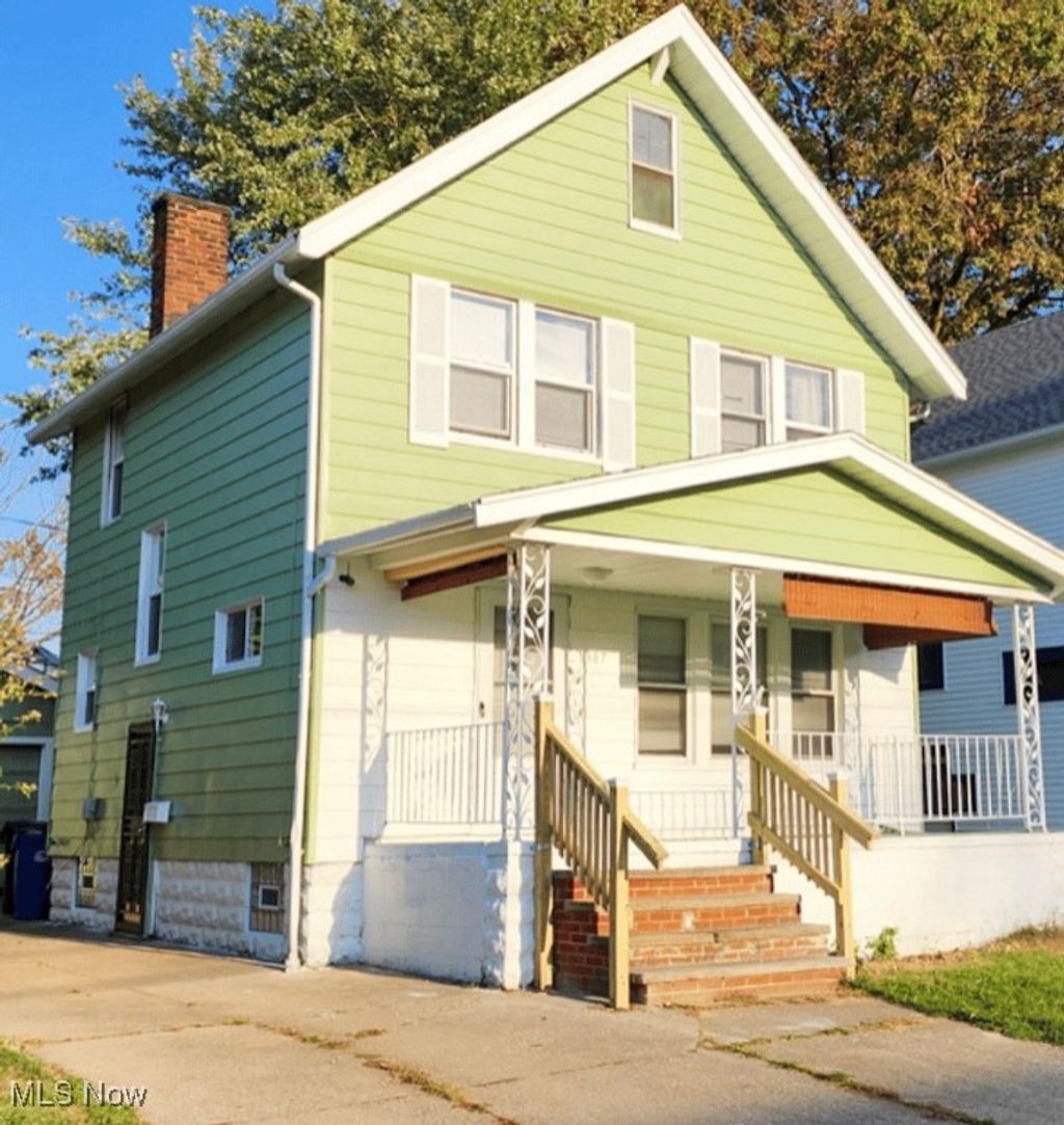 Photo of 1387 Clearaire Road, Cleveland, OH 44110 (MLS # 5181998)