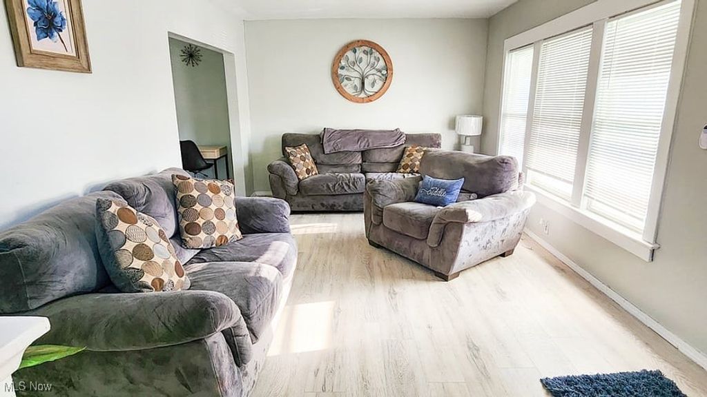 Photo of 1387 Clearaire Road, Cleveland, OH 44110 (MLS # 5181998)