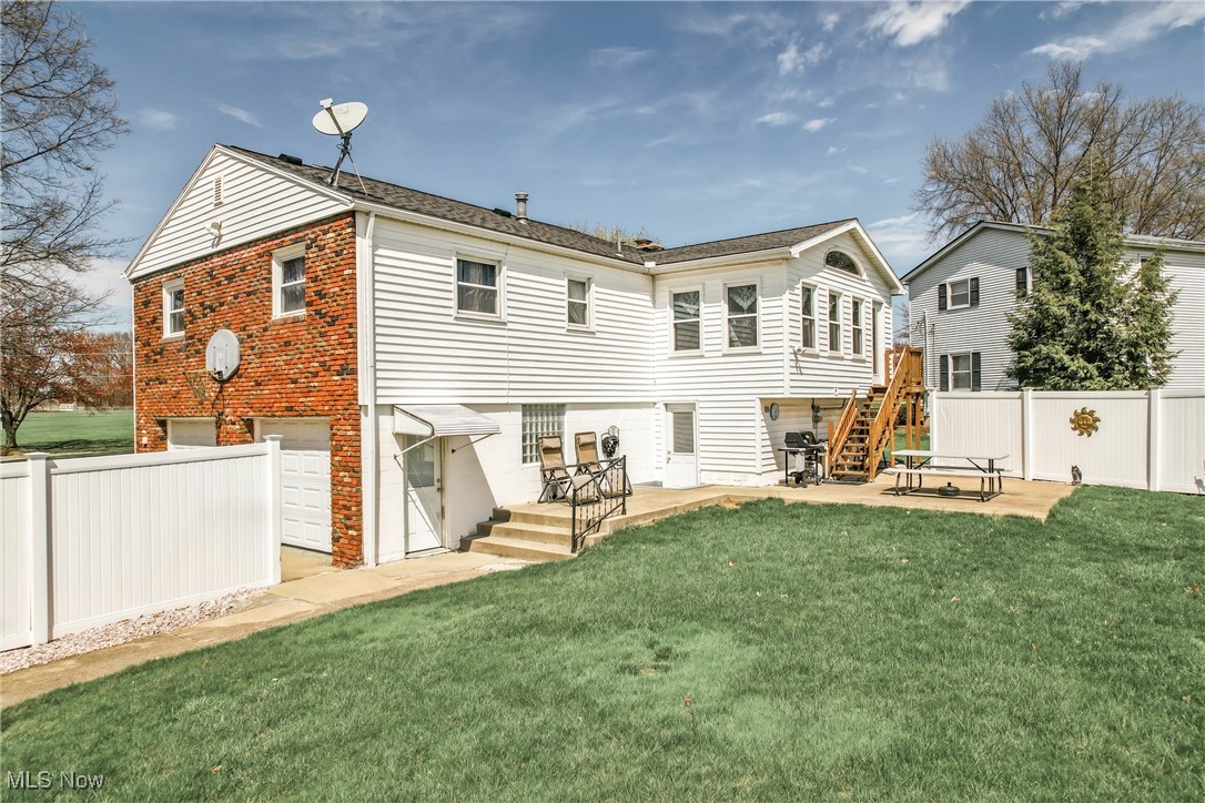 2109 Merle Road, Salem, Ohio image 2