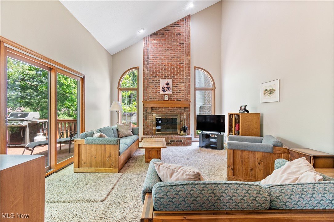 Bonds Pkwy - Residential