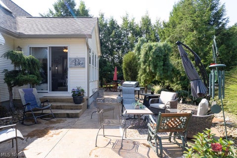 Tiny photo for 1067 Mohawk Trail SW, Hartville, OH 44632 (MLS # 5254797)