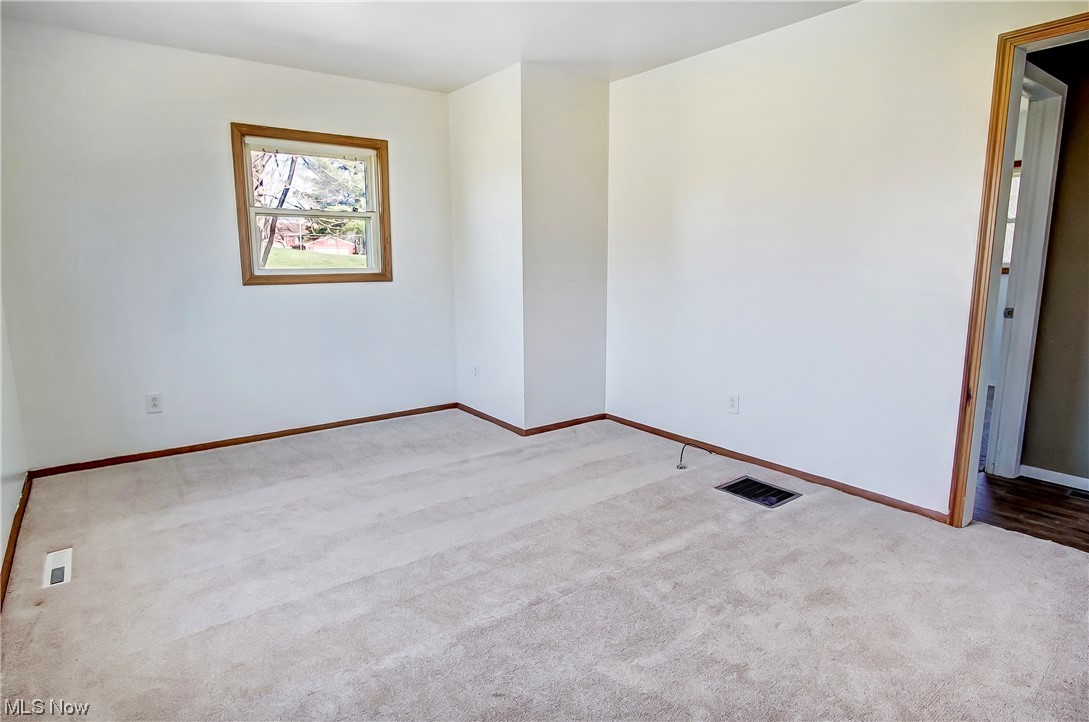 Sharon Ave Sub - Residential