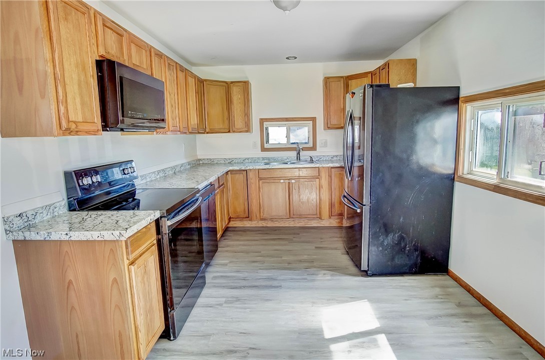 Sharon Ave Sub - Residential