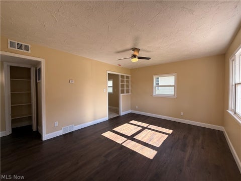 Tiny photo for 1530 Bennington Avenue, Youngstown, OH 44512 (MLS # 5257201)