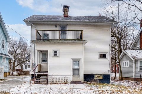 Tiny photo for 3261 Altamont Avenue, Cleveland Heights, OH 44118 (MLS # 5179041)