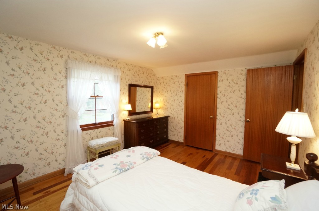 Shaker Heights Improv Cos Su - Residential