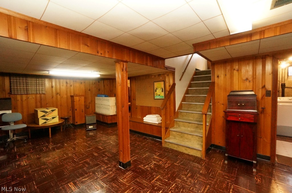 Shaker Heights Improv Cos Su - Residential