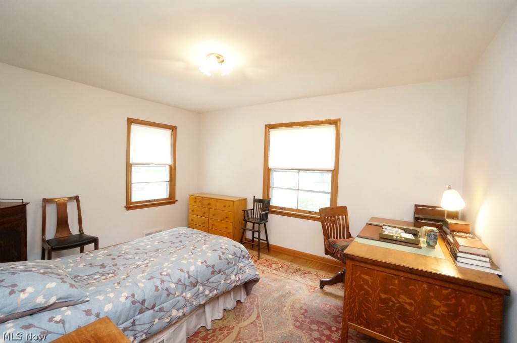 Shaker Heights Improv Cos Su - Residential