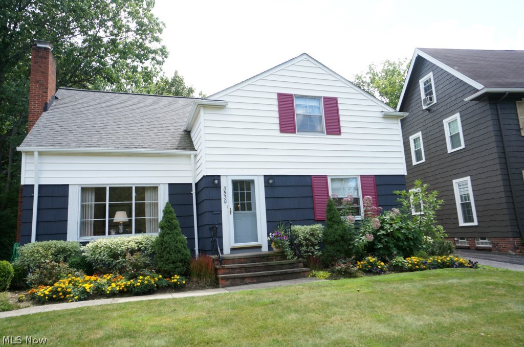 Shaker Heights Improv Cos Su - Residential