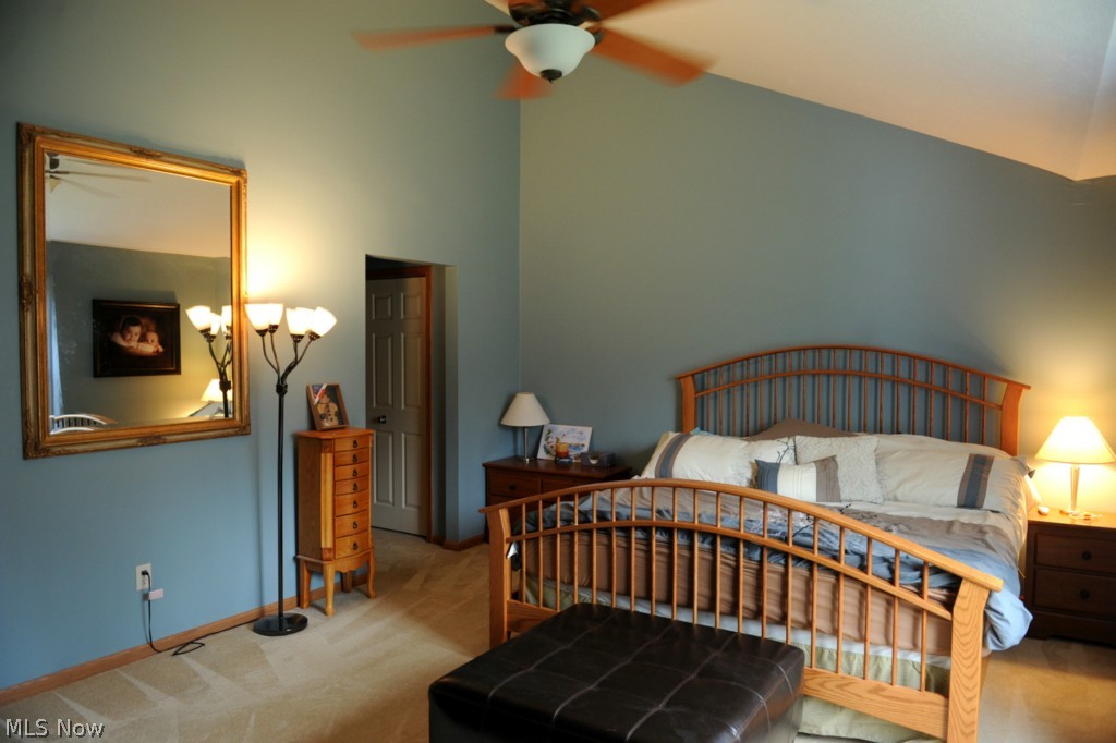 North Pornt & Hunters Xing Co - Residential