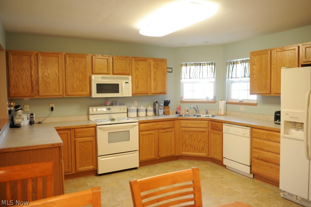 North Pornt & Hunters Xing Co - Residential