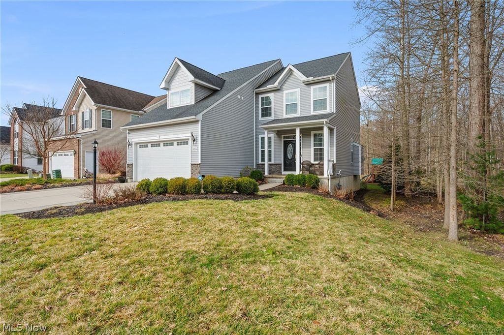 Photo of 10564 Herrington Drive, Reminderville, OH 44202 (MLS # 5192557)