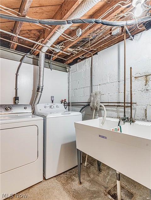 Tiny photo for 15606 Scottsdale Boulevard, Shaker Heights, OH 44120 (MLS # 5253681)