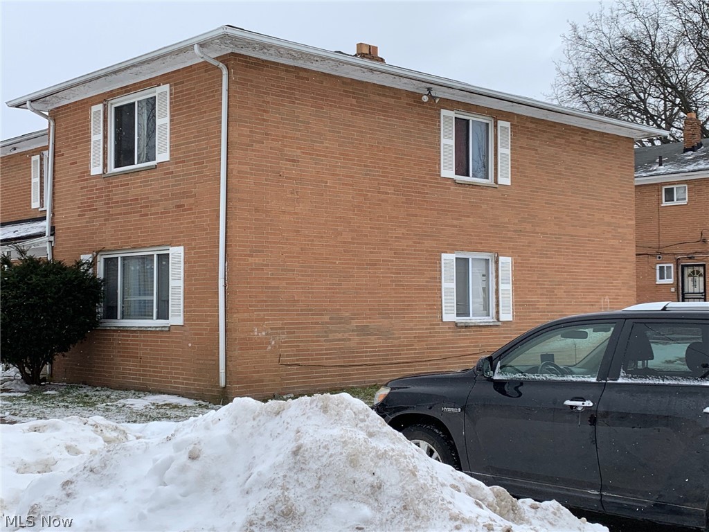 Banbury Village Condo - Residential