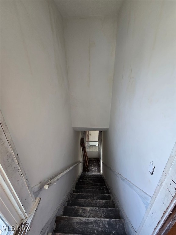 Crawford Land Cos 03 - Residential Income