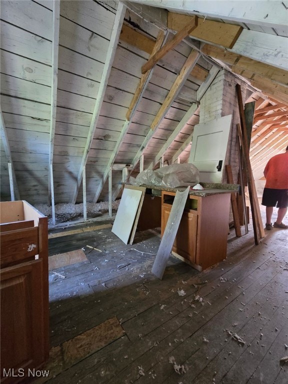 Crawford Land Cos 03 - Residential Income