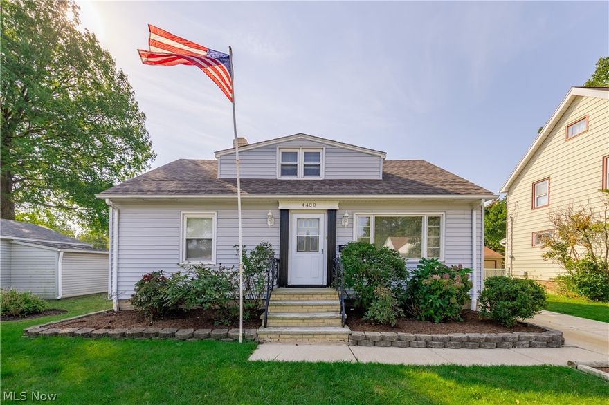 Look no further! This is the home you've been waiting for. Large back Living/ Family Room allowing for plenty of space for entertaining or family gathering complete with fireplace built ins and newer carpeting.