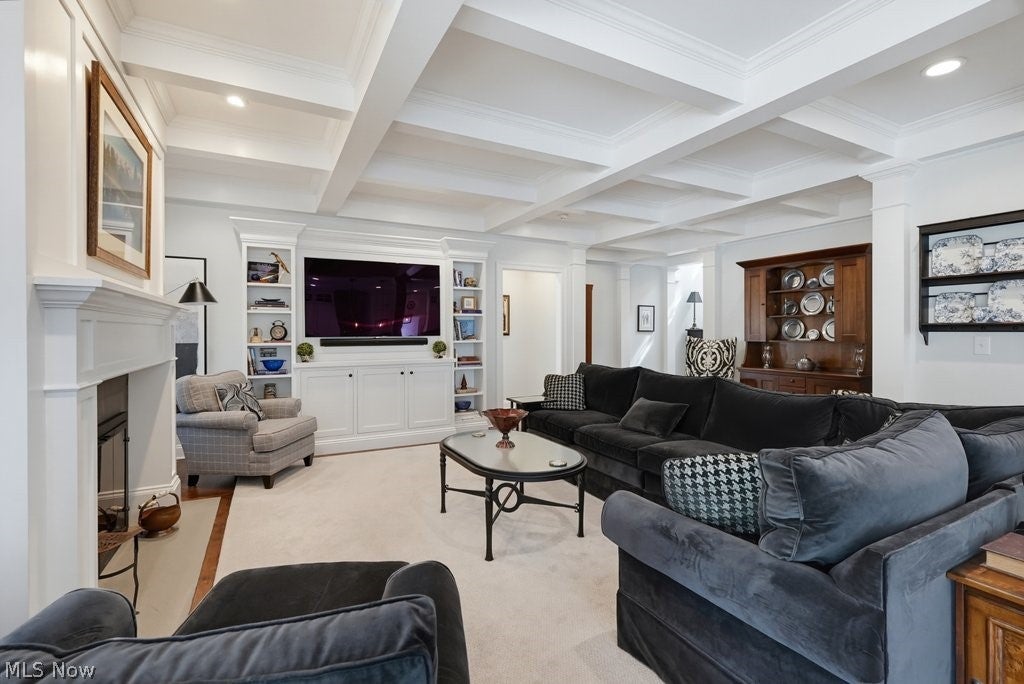 275 Falls Walk Way