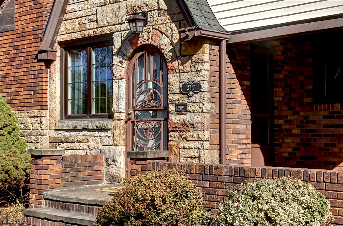 A E Meades - Residential