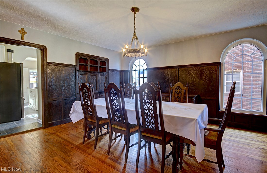 A E Meades - Residential