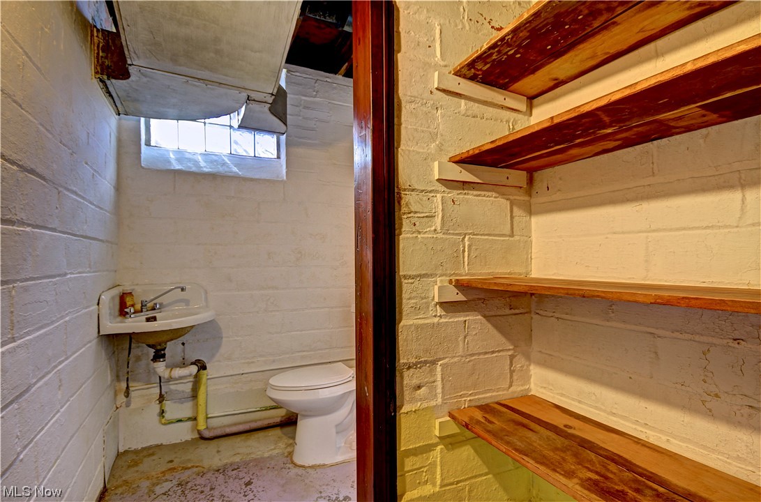 A E Meades - Residential