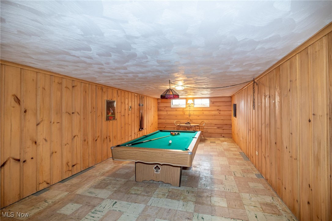 G A Barnows Cedar Point - Residential