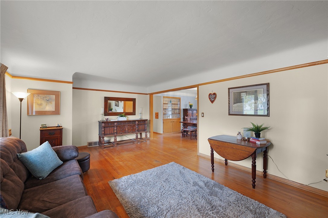 G A Barnows Cedar Point - Residential