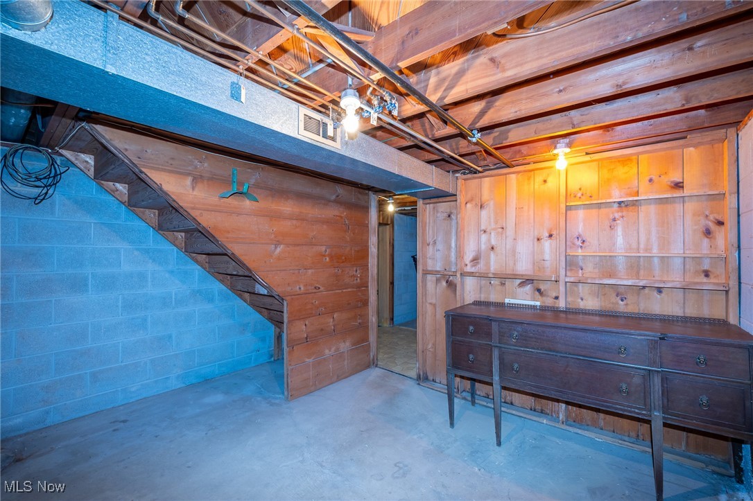 G A Barnows Cedar Point - Residential