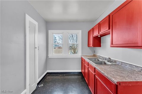 Tiny photo for 18802 Cherokee Avenue #2/UP, Cleveland, OH 44119 (MLS # 5179147)