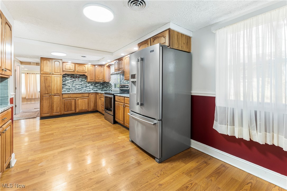 4089 Faircrest Street, Canton, Ohio image 17
