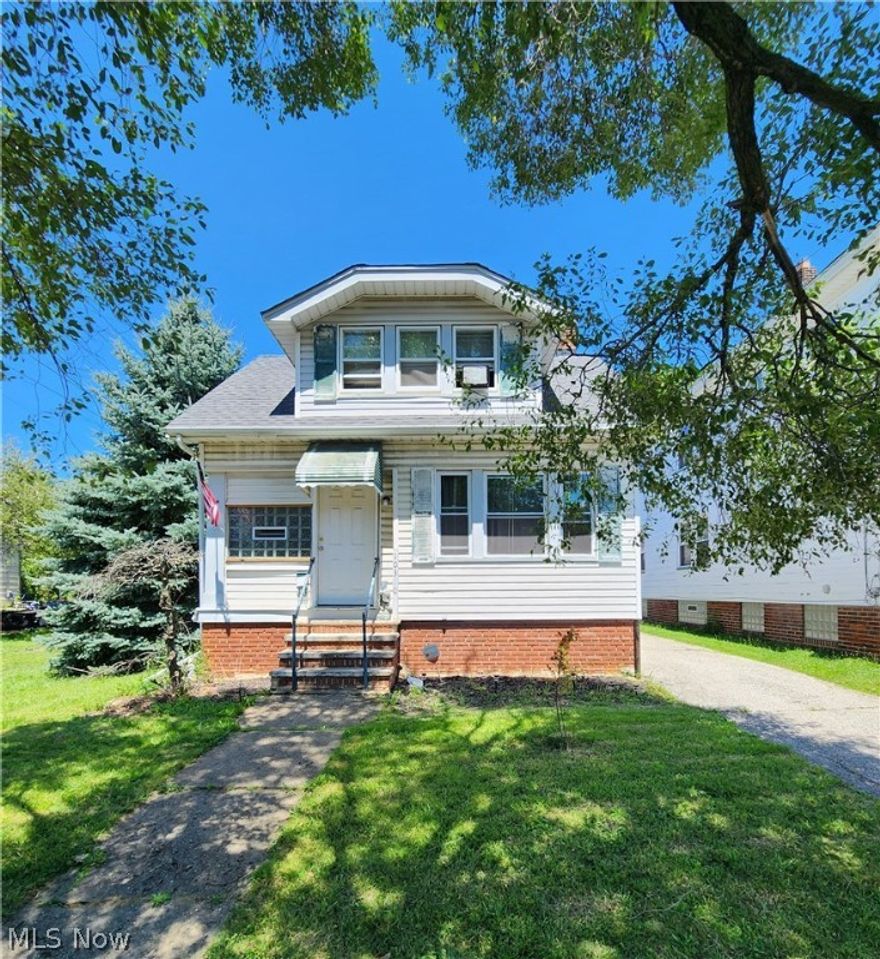 Updated Bungalow/Cape Cod with 3 bedrooms includes a bonus room on the first floor which could be used as an additional bedroom, office or family room*Newer Roof (2023)*Windows & Hot water tank (2022)*First floor bath, kitchen & bonus room were remodeled in 2022*Second floor with half bath *Updated electrical*Furnace (2016)*Fenced lot!  Currently, the home is occupied by tenants on a month-to-month lease.