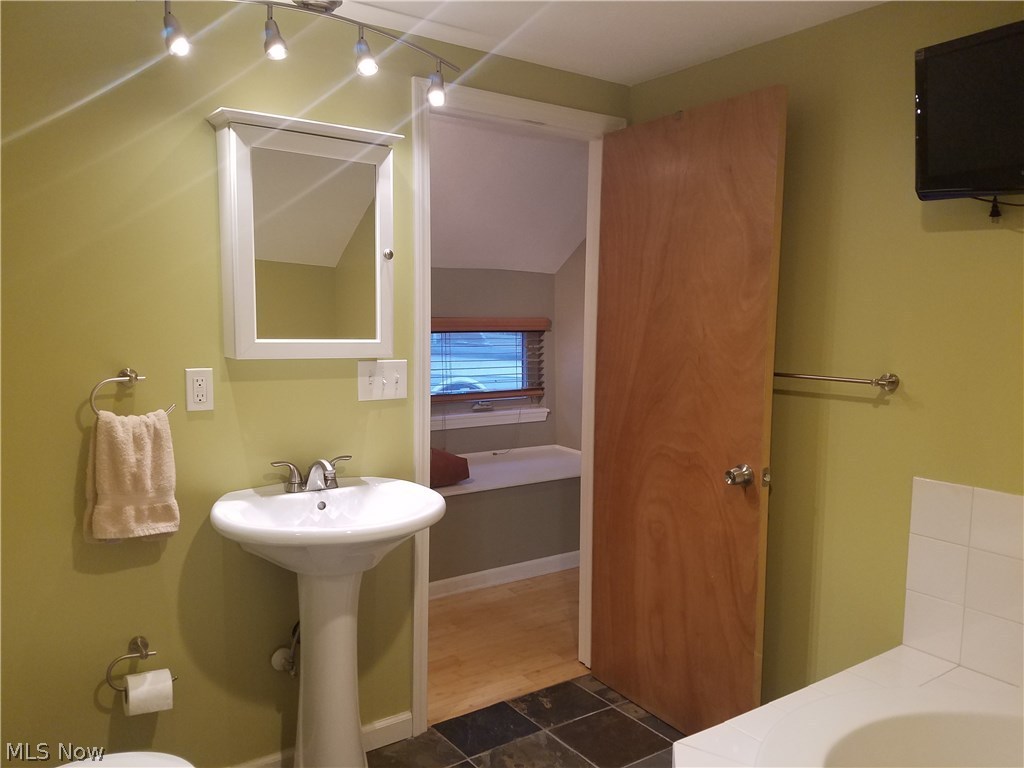 Levi Martins - Residential Lease