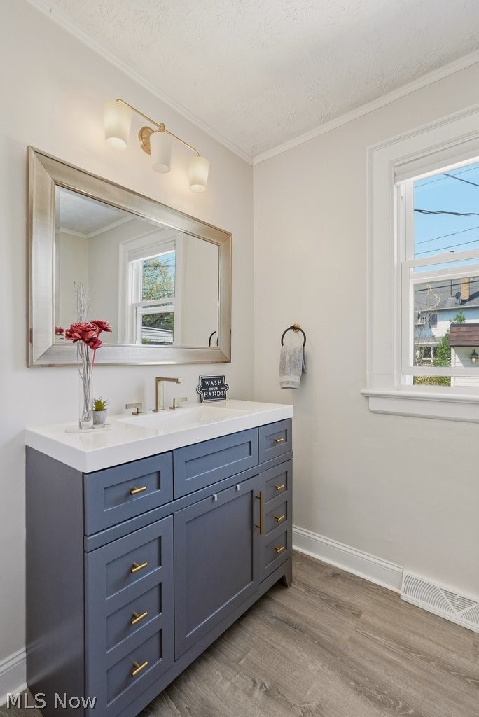 Genck Realty Cos Lakewood - Residential