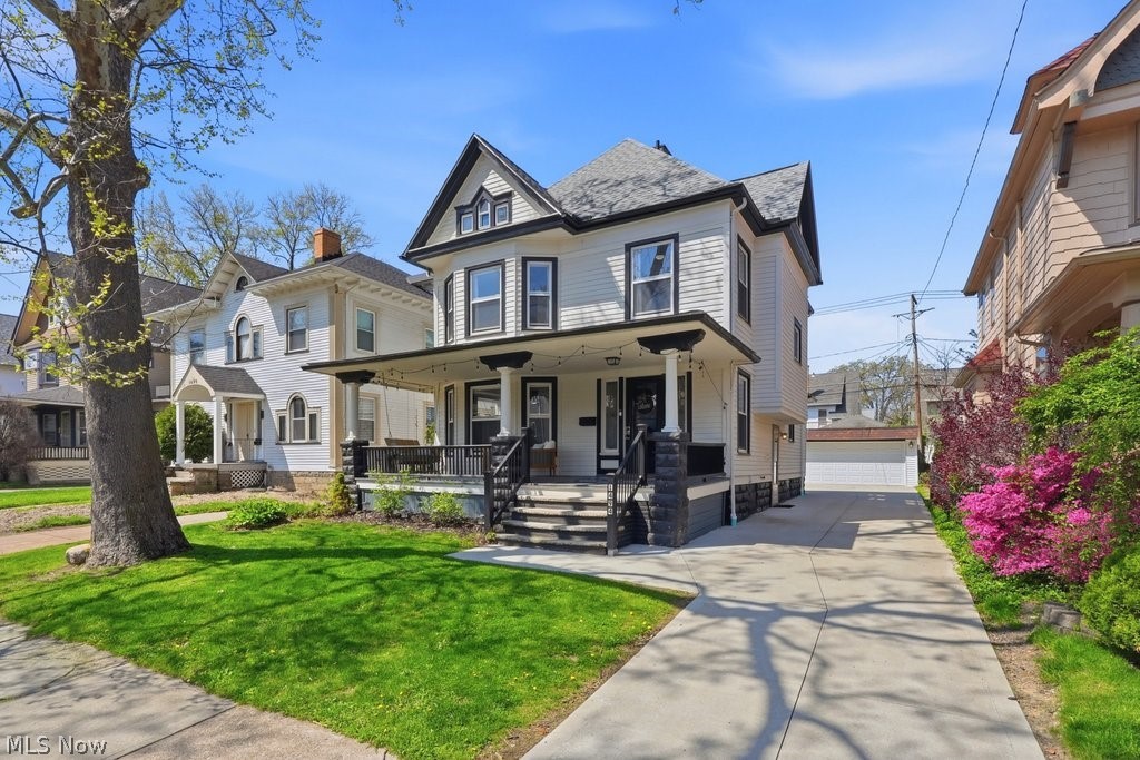 Genck Realty Cos Lakewood - Residential