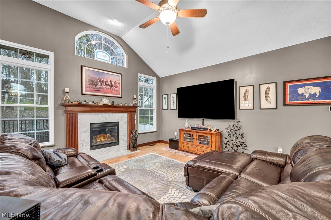 Emerald Lakes Ph 03 - Residential