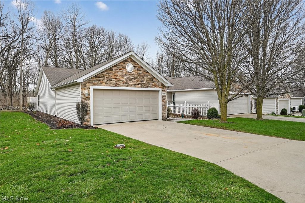 Photo of 340 Lighthouse Oval, Lakeside Marblehead, OH 43440 (MLS # 5197463)