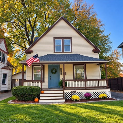 Photo of 3856 W 17th Street, Cleveland, OH 44109 (MLS # 5255806)