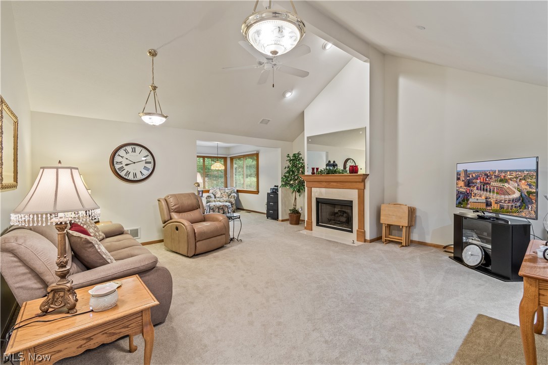 Robin Ridge Condo - Residential