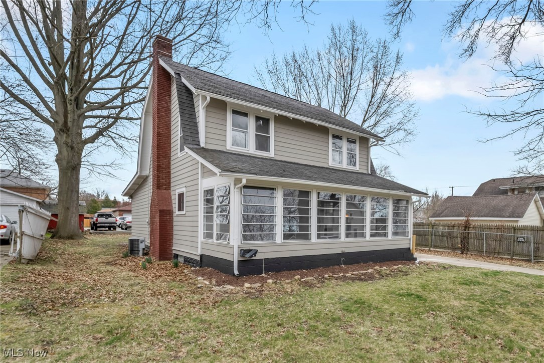 829 Crestview Ave Ave, Akron, Ohio image 2