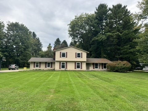 Homes For Sale - 1186 Sheerbrook Drive<br/> Chagrin Falls, OH 44022