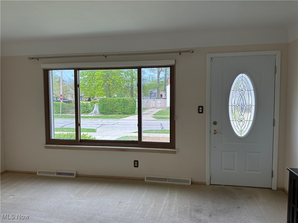 356 E 330th Street, Willowick, Ohio image 12