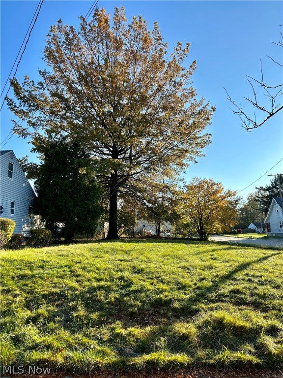 View Cleveland, OH 44128 property