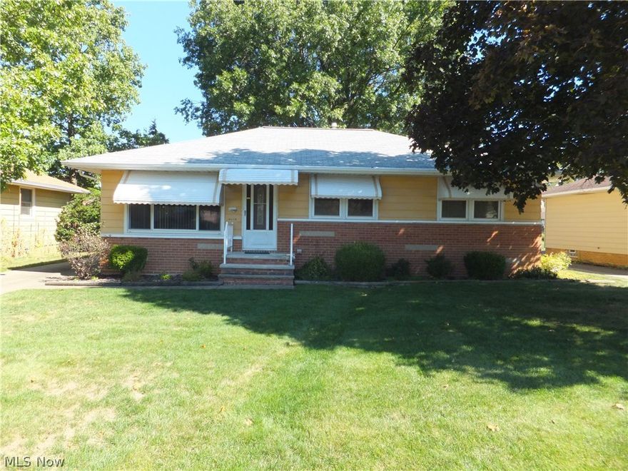 Aluminum sided ranch,3 bedrooms,hardwood floors,1 1/2 baths,dining room,appliances stay,rec room,glass block windows,updated 100amp electric box,furnace & central air approx 10yrs,roof on house approx 7yrs,covered patio,2 1/2 car garage w/opener