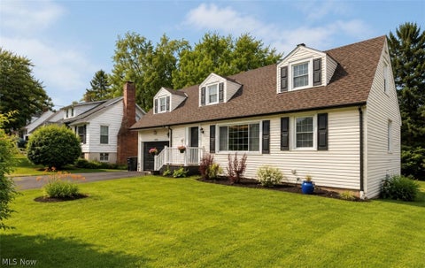 Photo of 38155 Aurora Road, Solon, OH 44139 (MLS # 5216717)