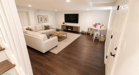 Tiny photo for 38155 Aurora Road, Solon, OH 44139 (MLS # 5216717)