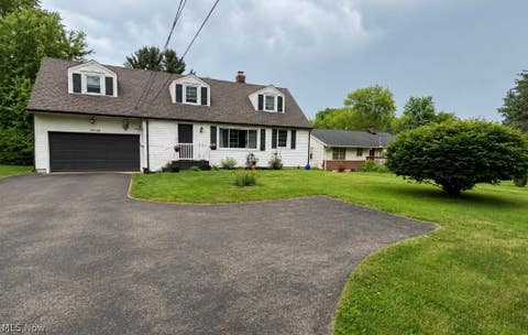 Tiny photo for 38155 Aurora Road, Solon, OH 44139 (MLS # 5216717)