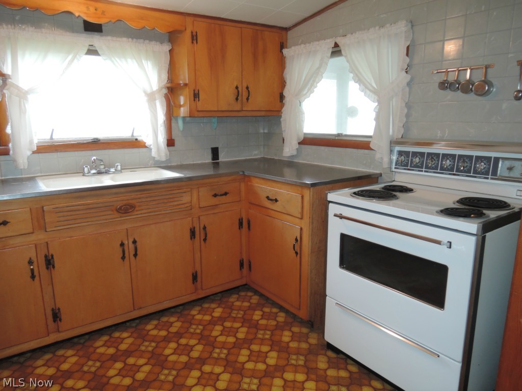 Hollywood Park - Residential